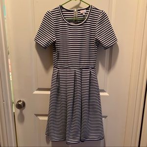 LuLaRoe Amelia